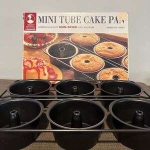 Roshco Mini Tube Cake Pan